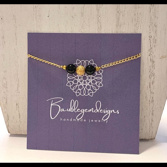 Dainty Bracelet-Onyx beads-gold filled bead-Swarovski crystal bead-Gold chain - Picture 2 of 5